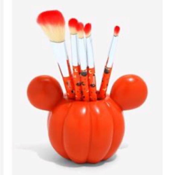 Disney Mickey Mouse Jack-O'Lantern Makeup Brush Set & Holder - Picture 5 of 8